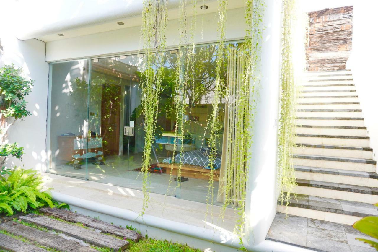 Villa Batik Seminyak Exterior foto